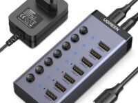 UGREEN 7 in 1 USB 3.0 Hub-Grey
